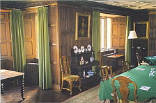 Big Dining Room suitable for conferences and banquets